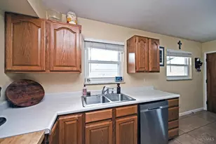 6910 Rutherford Ct, Colerain Township, OH 45239 - Photo 13