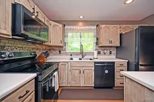4621 Hallandale Dr, Union Township, OH 45103 - Photo 15