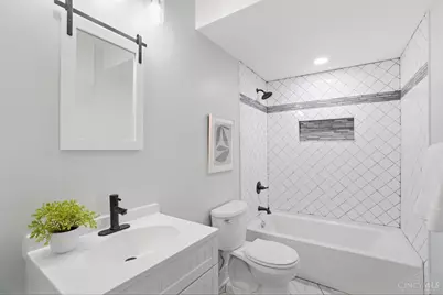 5642 Ridge Avenue, Cincinnati, OH 45213 - Photo 17