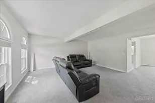 10757 Fallsington Ct, Blue Ash, OH 45242 - Photo 9