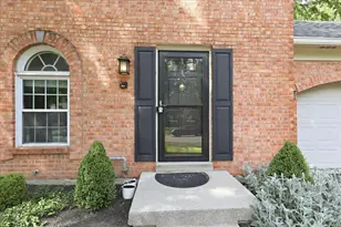 10757 Fallsington Ct, Blue Ash, OH 45242 - Photo 5