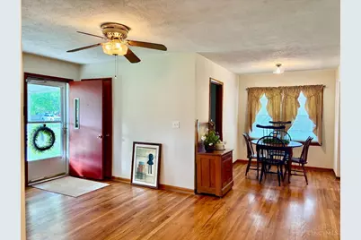 1811 Lois Lane, Goshen, OH 45122 - Photo 11