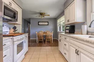 8211 Julie Marie Dr, West Chester, OH 45069 - Photo 11