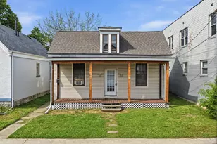 306 W Vine St, Reading, OH 45215 - Photo 1