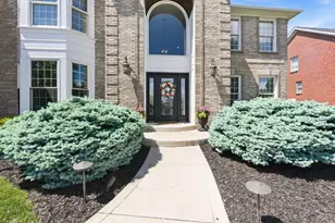 986 Arnold Palmer Dr, Miami Township, OH 45140 - Photo 3