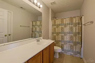 1727 Amberwood Way, Hamilton Township, OH 45039 - Photo 17