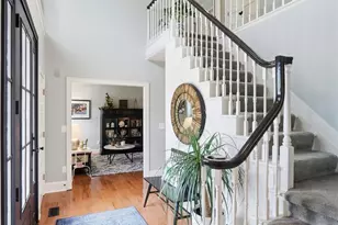 5454 Creek Bend Dr, West Chester, OH 45069 - Photo 9