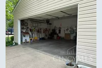 4555 Brown Avenue, Blue Ash, OH 45242 - Photo 29