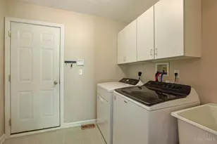1094 Valley Wood Dr, Union Township, OH 45103 - Photo 39