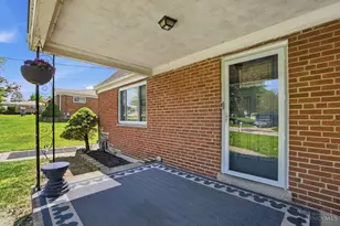 6307 Springmyer Dr, Cincinnati, OH 45248 - Photo 33