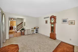 969 Hollow Creek Dr, Miami Township, OH 45150 - Photo 5