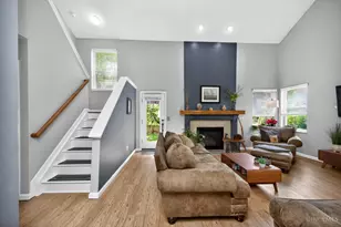 218 Heffron Cir, Hamilton Township, OH 45039 - Photo 19