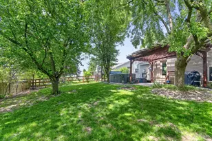 218 Heffron Cir, Hamilton Township, OH 45039 - Photo 47