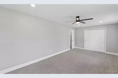 7474 Edgemont Road, Springfield Township, OH 45237 - Photo 31