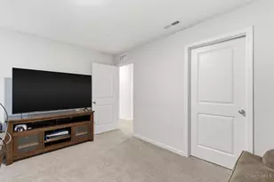 5049 Lakeview Dr, Hamilton Township, OH 45152 - Photo 27