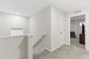 5049 Lakeview Dr, Hamilton Township, OH 45152 - Photo 21