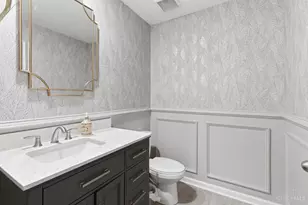 5049 Lakeview Dr, Hamilton Township, OH 45152 - Photo 19
