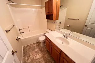 2150 Picketside Dr, Batavia Township, OH 45103 - Photo 9