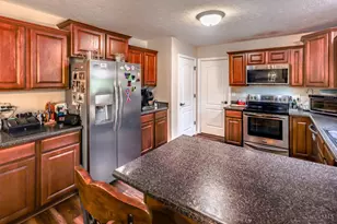 419 Thomas Pointe Ct, Monroe, OH 45050 - Photo 9