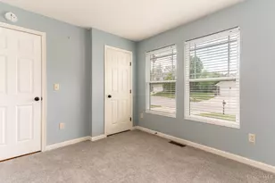 5984 Oak Leaf Ct, Hamilton Township, OH 45152 - Photo 19