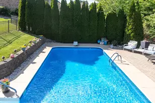942 Country Club Dr, Pierce Township, OH 45245 - Photo 49