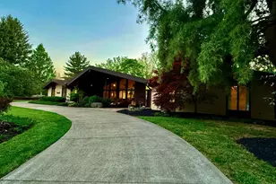 11025 Embassy Dr, Forest Park, OH 45240 - Photo 5