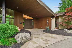 11025 Embassy Dr, Forest Park, OH 45240 - Photo 9