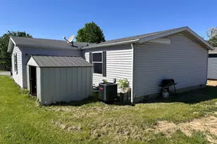 102 Maple Run Dr, Hillsboro, OH 45133 - Photo 21