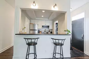 985 Paradrome St, Cincinnati, OH 45202 - Photo 9