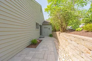 9 Falling Brook Ln, Blue Ash, OH 45241 - Photo 29