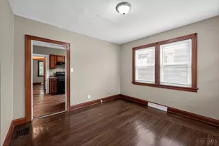 2725 Orland Ave, Cincinnati, OH 45211 - Photo 5