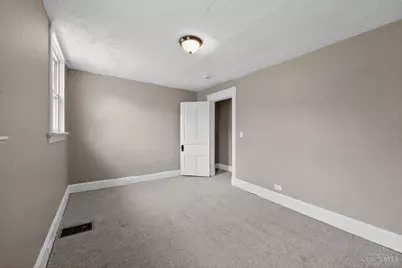 4938 Plainville Road, Cincinnati, OH 45227 - Photo 7