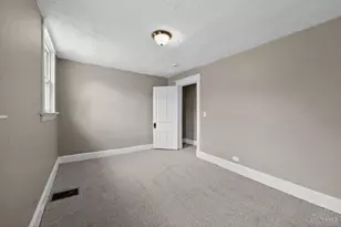 4938 Plainville Rd, Cincinnati, OH 45227 - Photo 7