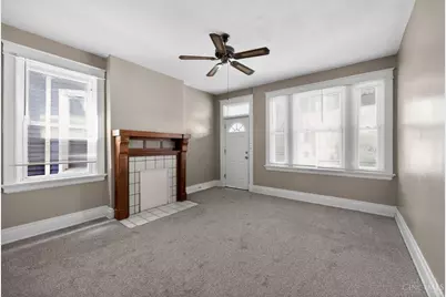 5906 Highland Avenue, Elmwood Place, OH 45216 - Photo 9