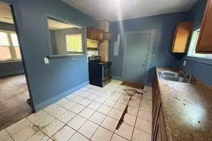 2723 Robert Ave, Cincinnati, OH 45211 - Photo 5