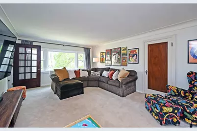 7325 Brookcrest Drive, Cincinnati, OH 45237 - Photo 9