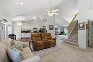 12191 Crestfield Ct, Symmes Township, OH 45249 - Photo 9