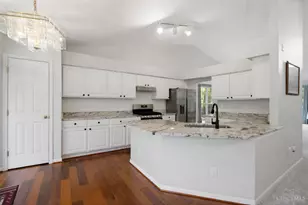 12191 Crestfield Ct, Symmes Township, OH 45249 - Photo 13