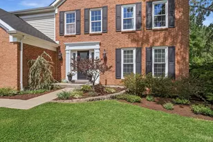 572 Commonwealth Dr, Union Township, OH 45244 - Photo 5