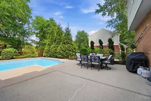 572 Commonwealth Dr, Union Township, OH 45244 - Photo 71