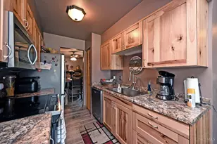 1056 Crisfield Dr, Union Township, OH 45245 - Photo 9