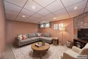 1056 Crisfield Dr, Union Township, OH 45245 - Photo 33