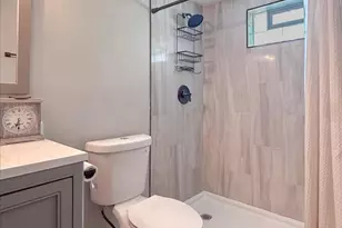 5781 Kennedy Ave, Cincinnati, OH 45213 - Photo 19
