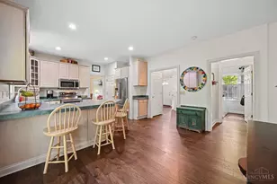 6879 Crown Pointe Dr, Liberty Township, OH 45011 - Photo 11