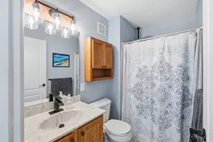 422 Wyndham Dr, Hamilton Township, OH 45039 - Photo 13