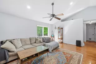 422 Wyndham Dr, Hamilton Township, OH 45039 - Photo 29