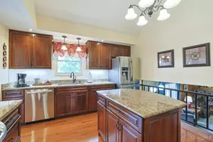 1285 Elizabeth Dr, Hamilton, OH 45013 - Photo 13