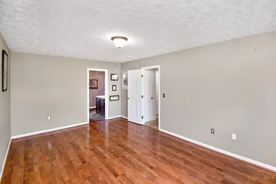 6067 Weber Oaks Drive, Miami Township, OH 45140 - Photo 21