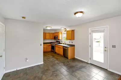 6067 Weber Oaks Drive, Miami Township, OH 45140 - Photo 9