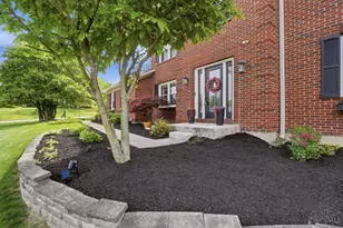 7301 Walnut Creek Dr, West Chester, OH 45069 - Photo 3